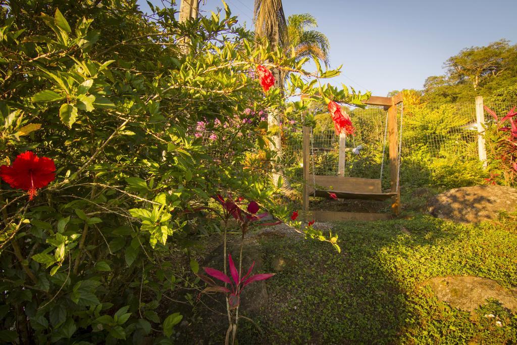 Haleiwa Chales E Suites - A Guest House Do Prumirim Ubatuba Exterior foto